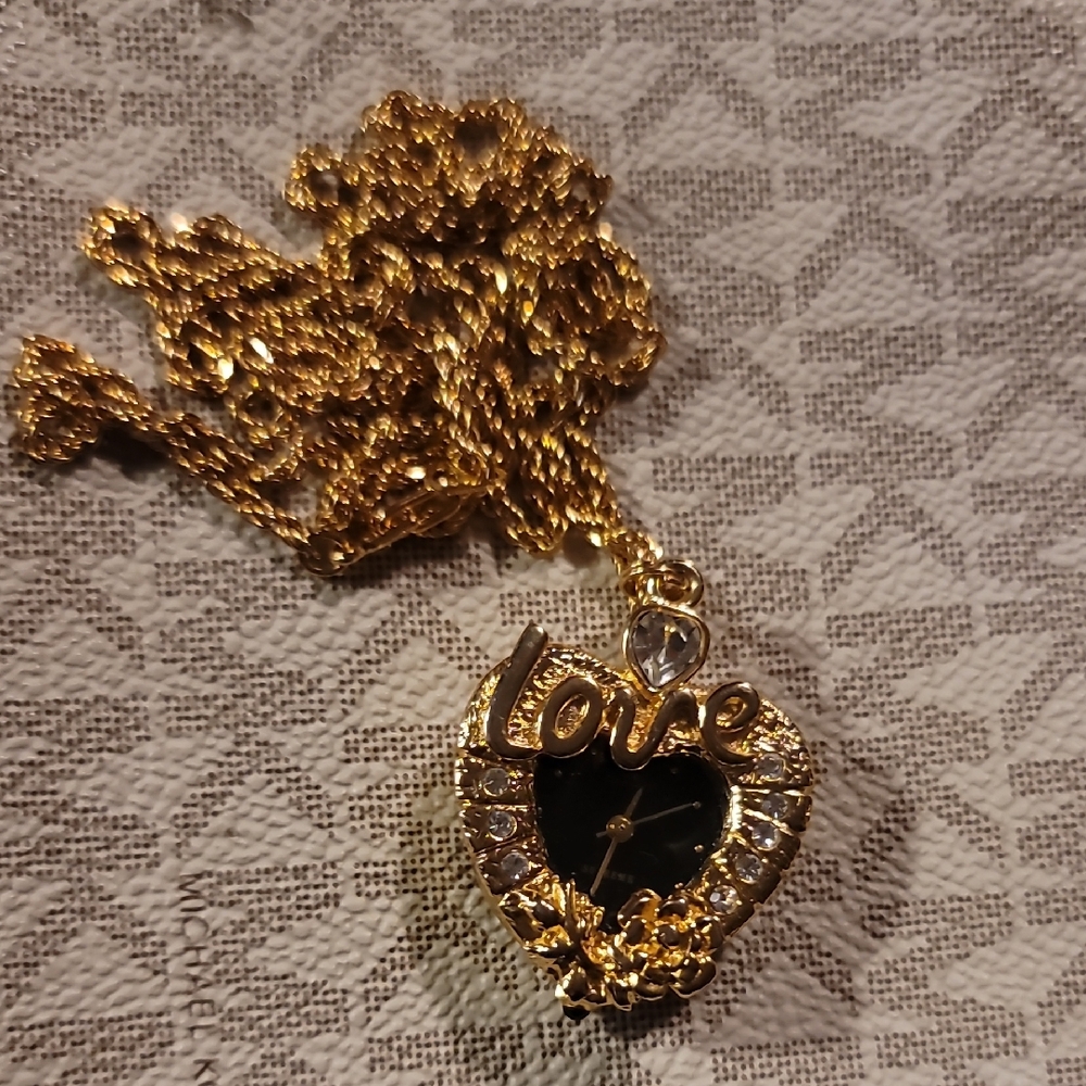Vintage Sarah Coventry Heart Clock/watch Necklace Aprox. 15in Long